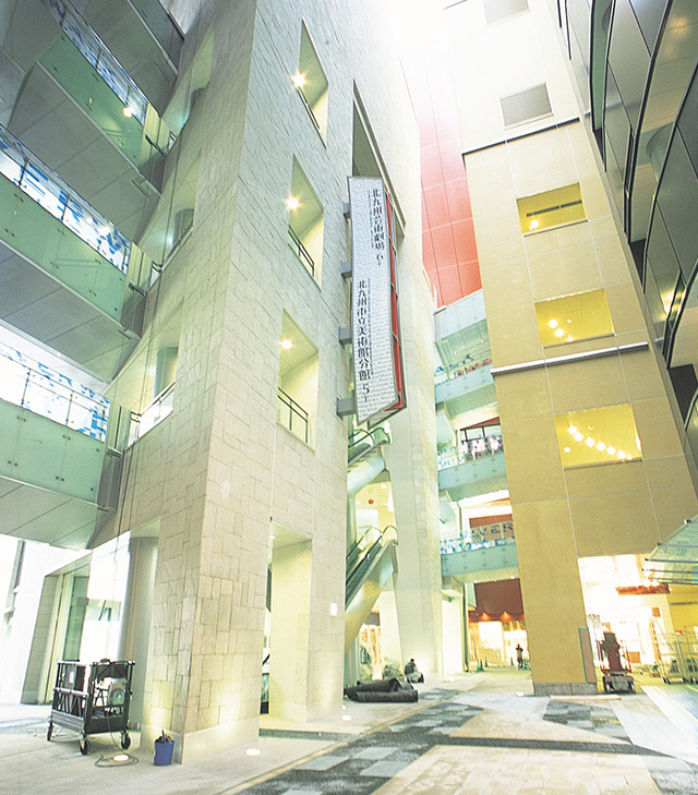 写真:アーバンウォークの様子